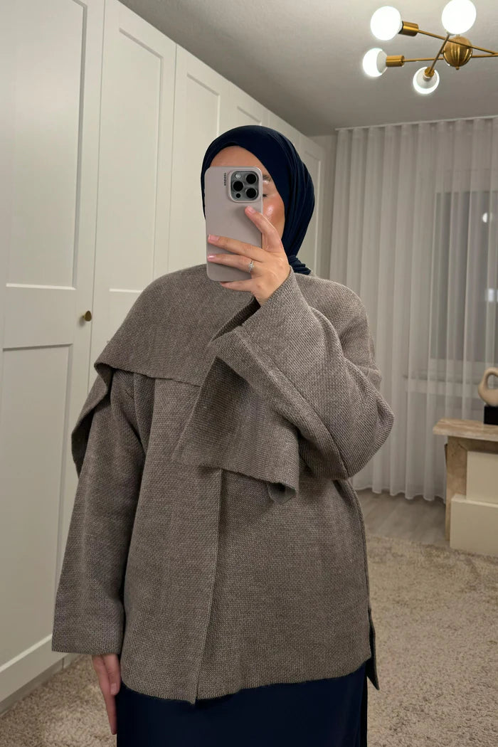 Luna Cape – كاب لونا