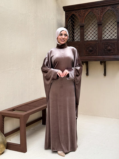 ”عباية “سَهَر