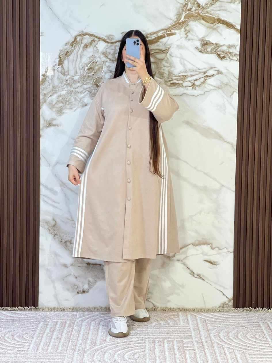 Ensemble Winter Line ( طقم شتوي بخطوط رياضية )